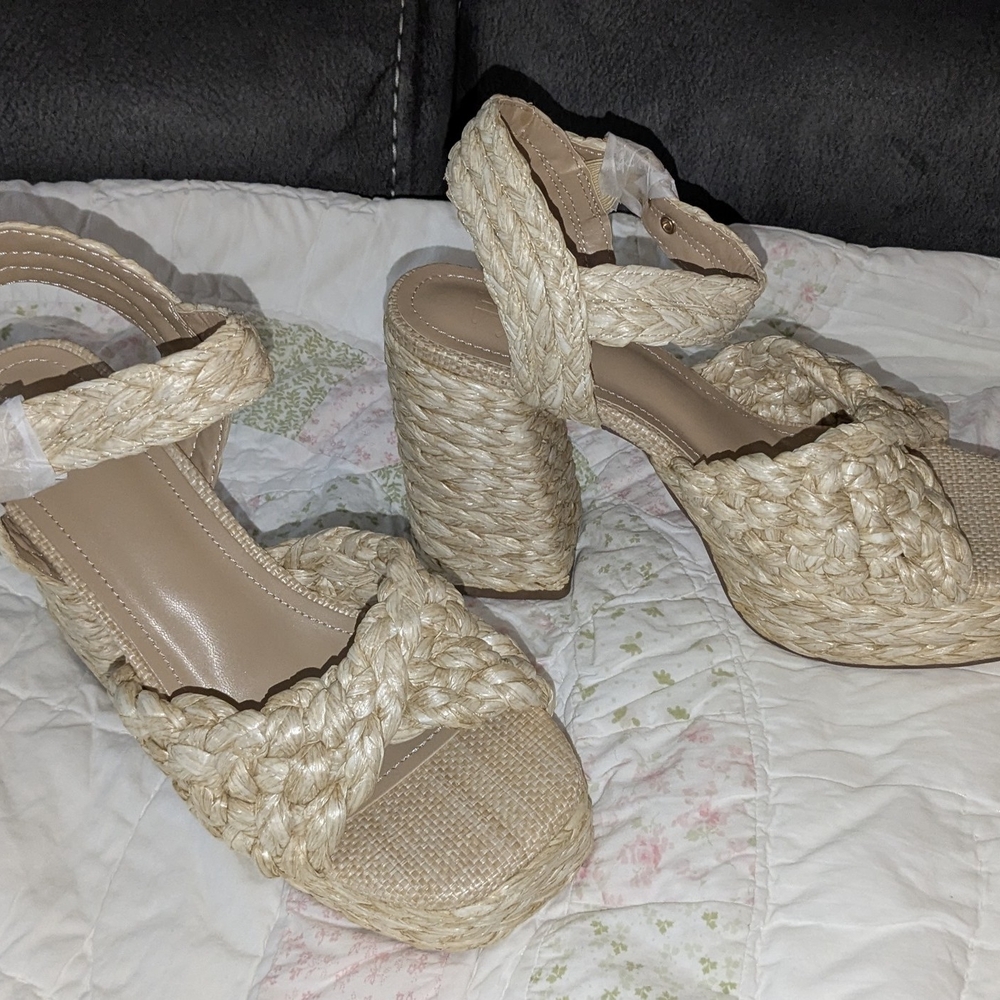 SOLD.. - Picture 3 of 12